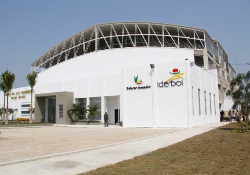 Coliseo Luis Yarzagaray de Arjona