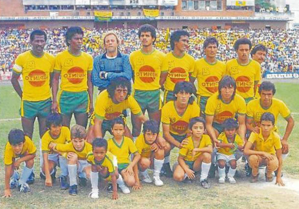 Equipo histórico del Atlético Bucaramanga 1984. Sexto puesto. Luis ‘El Chonto’ Herrera, Alex Churio, Óscar Muñoz, Janio Cabezas, Orlando Maturana, Alfredo Ferrer, Luis Alberto Landaburu, Juan Carlos Díaz, Héctor Ramón Sossa y Miguel Oswaldo González.