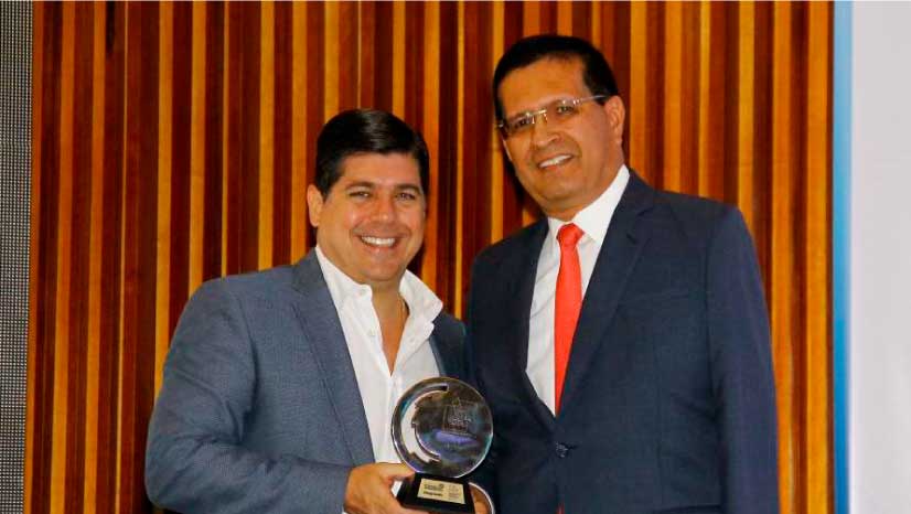 Orlando Rafael Ávila, Presidente Ejecutivo Financiera Comultrasan. Ganador #ALaVanguardia Reconocimientos a la Vanguardia, 500 empresas