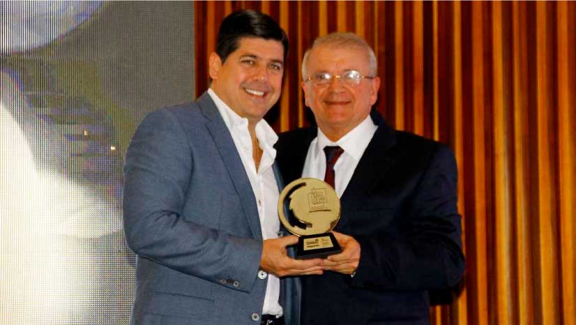 Virgilio Galvis Ramírez, Presidente Organización Foscal. ganador #ALaVanguardia Reconocimientos a la Vanguardia, 500 empresas