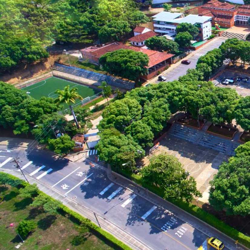 Universidad Autónoma de Bucaramanga - UNAB. Especial Santander avanza en educación - Vanguardia