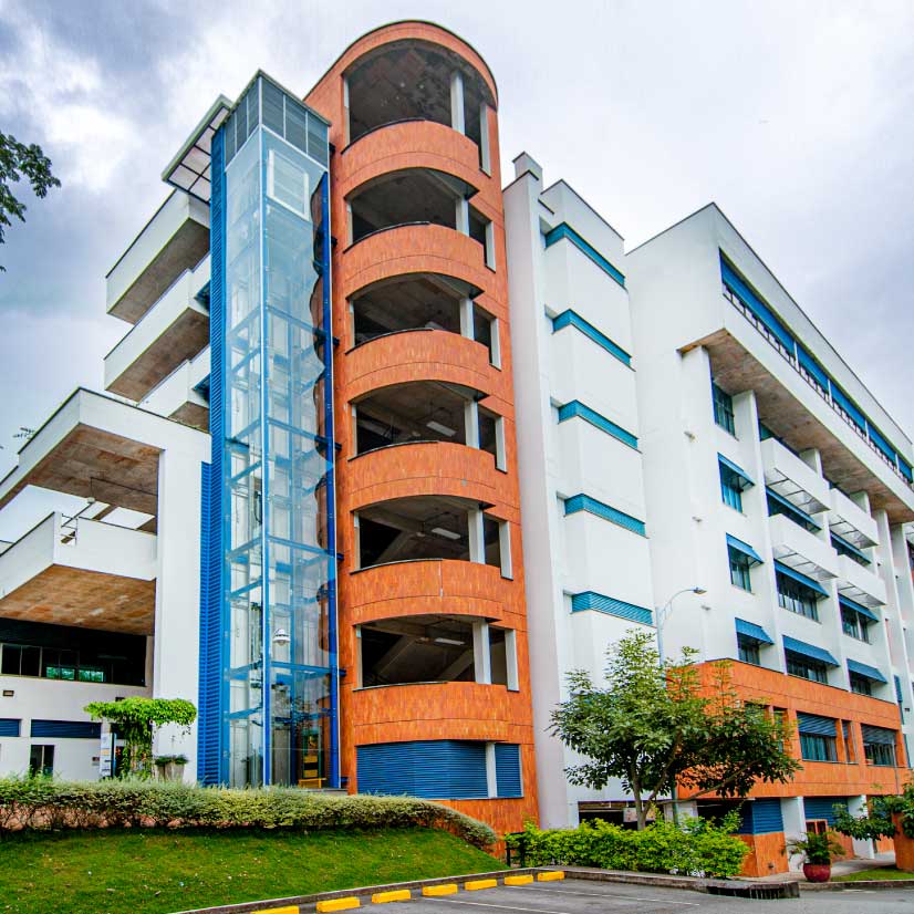 Universidad Pontificia Bolivariana seccional Bucaramanga. Especial Santander avanza en educación - Vanguardia