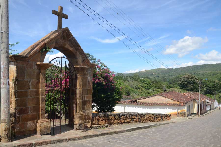 Pinchote: turismo en Santander, atractivos arquitectónicos - tourism in Colombia, architectural attractions